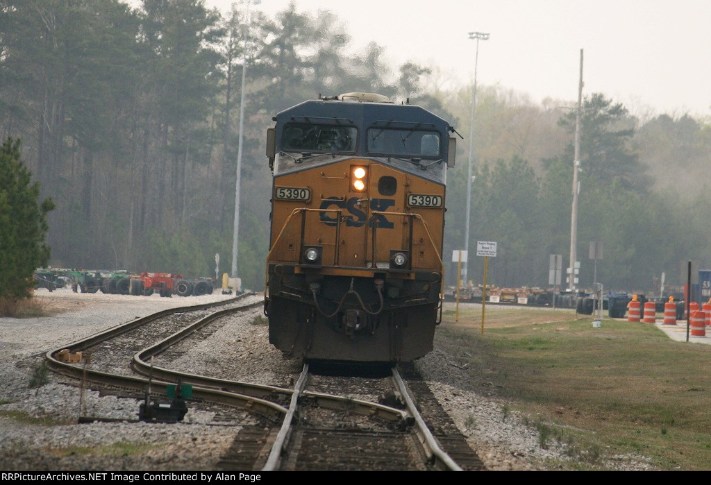 CSX 5390 leads